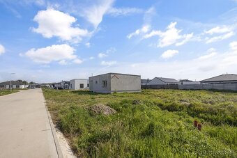 Na predaj | Stavebný pozemok 570 m² - Malé Leváre - 6