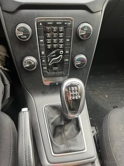 Volvo V40 Cross Country 2.0 D3 110kW - 6
