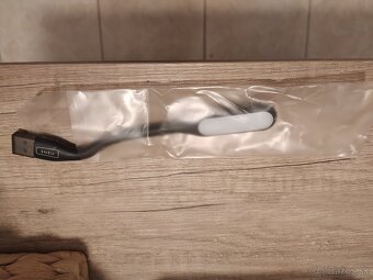 USB lampa Mediatech - 6