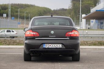 Škoda Superb 1.8 TSI DSG 118kW A7 - 6