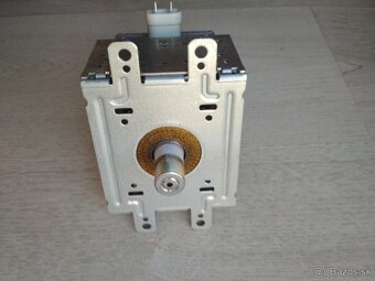 Magnetrony do mikrovlnky 700W - 6