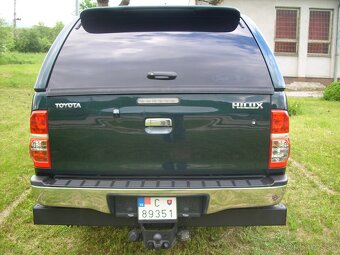 Toyota Hilux 3.0 D-4D 126Kw 4x4 A/T 5 - 6