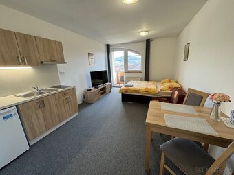 Apartmán s parkovacím miestom na predaj - 6