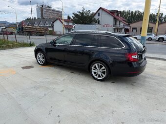 Predám Škoda Octavia 1,6 TDI DSG - 6