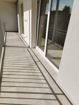 PREDAJ 4 IZBOVÝ BYT S KRÁSNYM VÝHĽADOM NA ZOBORE, BALKÓN 13 - 6