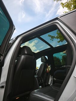 VW TOUAREG 3,0tdi 4x4-PANORAMA-TAZNE-KOŽA - 6