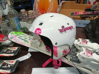 detské lyže s lyžiarkami a prilbou - 6