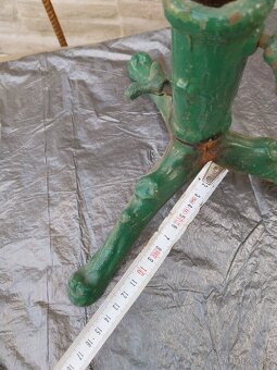 Stojan na vianočný stromček 10€ - 6