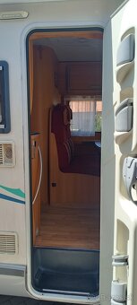 Predám autokaravan Ford chauson diesel 2.2 - 6