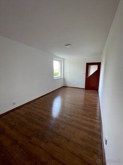 Nadštandardný 3 izbový byt vo Vranove nad Topľou - 6