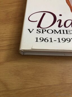 Knihy o Diane a kráľovskej rodine - 6
