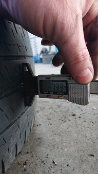 Michelin agilis 215/60 r17C - 6