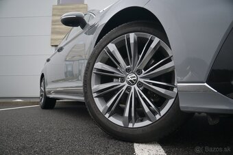 Volkswagen Passat Variant 2.0 TDI Elegance 4Motion DSG - 6