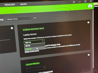 Razer Blade 15 Advanced - 6