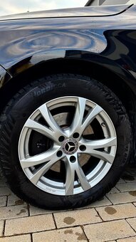 Mercedes Benz CLA - 6
