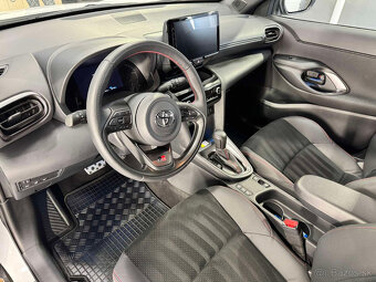 Toyota Yaris Cross GR Sport - 6
