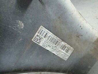 Predny naraznik audi a4 2022 - 6