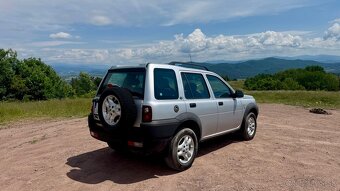 LAND ROVER FREELANDER S 4x4 2.0 Td4 Experience A/T 2003 - 6