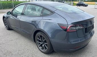 TESLA MODEL 3 Standard Range Plus RWD 239kW 54kWh 2021 - 6