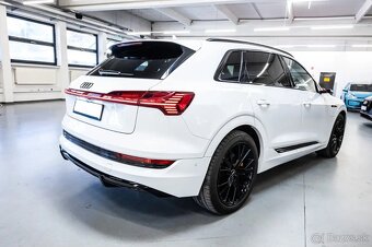 Audi E-tron - 6