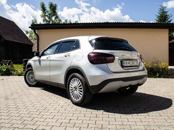 Mercedes-Benz GLA 200 d 4MATIC A/T - 6