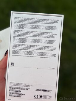 iPhone 11 128GB - 6