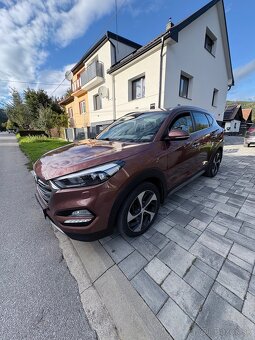 Hyundai Tucson Premium 2.0 Crdi 136 kW A/T 4x4 - 6