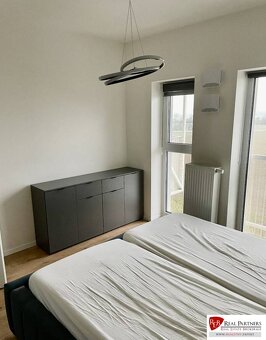 Na prenájom 2izb. byt s balkónom a garážou, Slnečnice-POP, P - 6