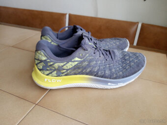 Panske bezecke tenisky UNDER ARMOUR Wind 2. - 6