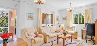 Španělsko – Orihuela Costa, Playa Flamenca Dům 4+1 s terasou - 6