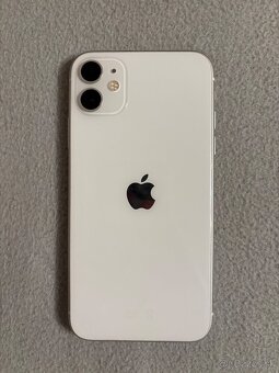 Predám iPhone 11 biely 64gb - 6