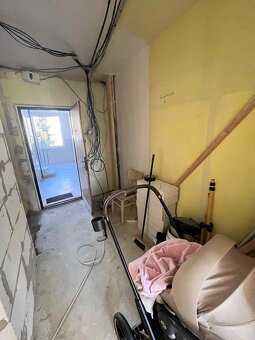 NA PREDAJ 2 IZBOVÝ BYT S KOMOROU NA ULICI DRUŽICOVÁ, KOŠICE  - 6