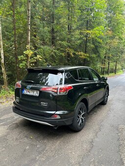 Toyota Rav4 Hybrid - 6