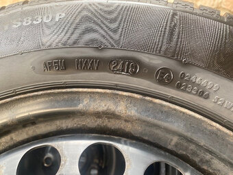 Predám 215/60 R16 4x zimnú sadu plech. diskov - 6