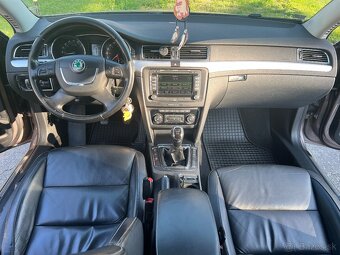 Škoda Superb Combi 1.6 TDI, full výbava, koža, 2 sady kolies - 6