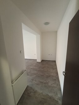Kancelária / obchodný priestor na Sládkovičovej ulici - 6