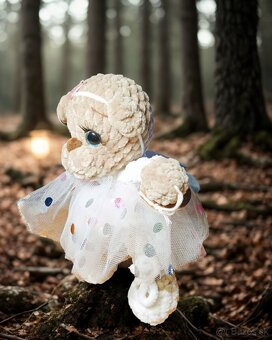 Ručne háčkovaný plyšový medvedík – Princezná (20 cm) - 6