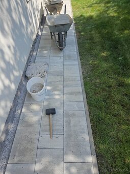 Zámková dlažba, terasy, balkóny a logie, oplotenia - 6