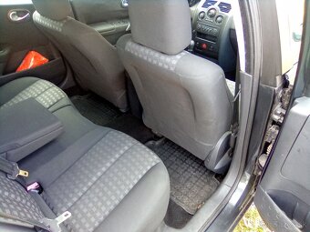 Predám Renault Megane 1.5 DCI diesel 78kw rok 2007 M6 - 6