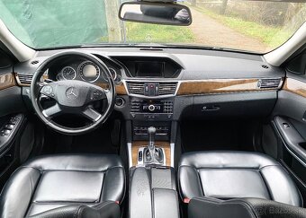 Mercedes E W212 A/T - 6