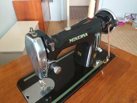 Starý šlapací šiaci stroj Minerva - 6