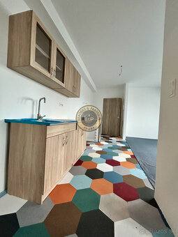 PREDAJ 2izbový byt Bezenye - 6