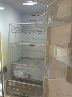 Chladnička Samsung čierna 353l - 6