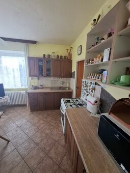 DVOJPODLAŽNÝ RODINNÝ DOM - ČECHYNCE - 1530m2 POZEMOK - 6