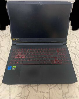 Predám herný notebook acer nitro 5 n20c1 i5 11 gen 16 gb ram - 6