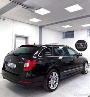 Skoda Superb Combi 2.0TDI 4x4 Xenon/R18 - 6