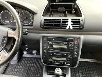 Volkswagen Sharan 1,9tdi 4motion - 6