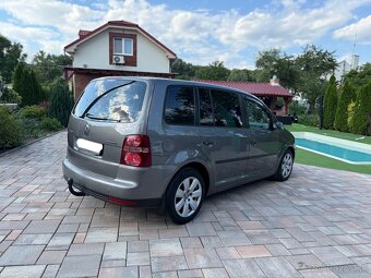 Predám VW Touran 1.9TDI 77kw 2009 250 000km - 6