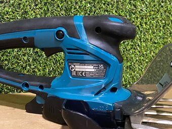 Makita UM600DZ Aku. nožnice Li-ion 10,8V - 6