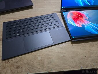 2 Displejovy OLED Asus Zenbook duo s intel core ultra 9 proc - 6
